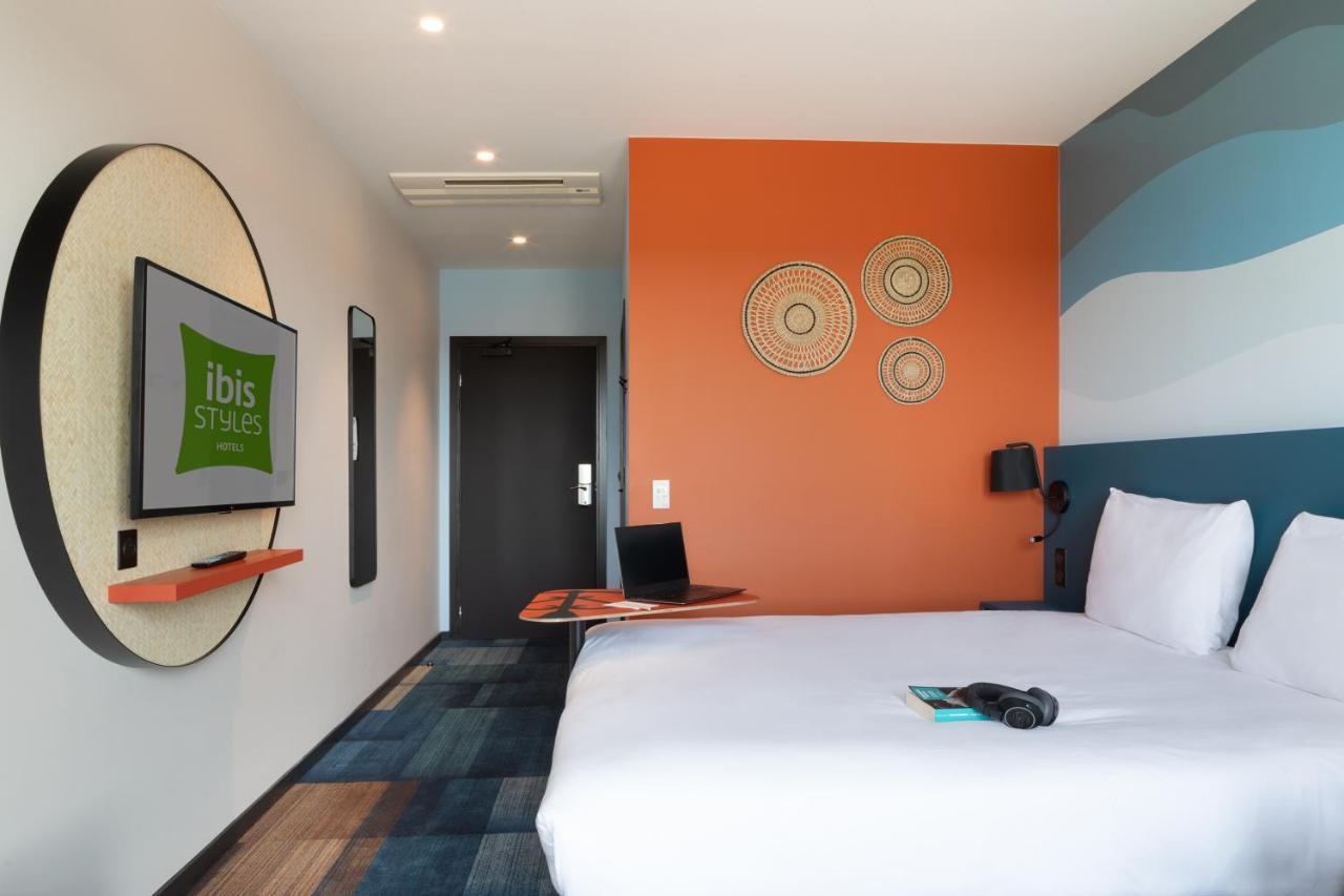 Ibis Styles Miramas Hotel Buitenkant foto