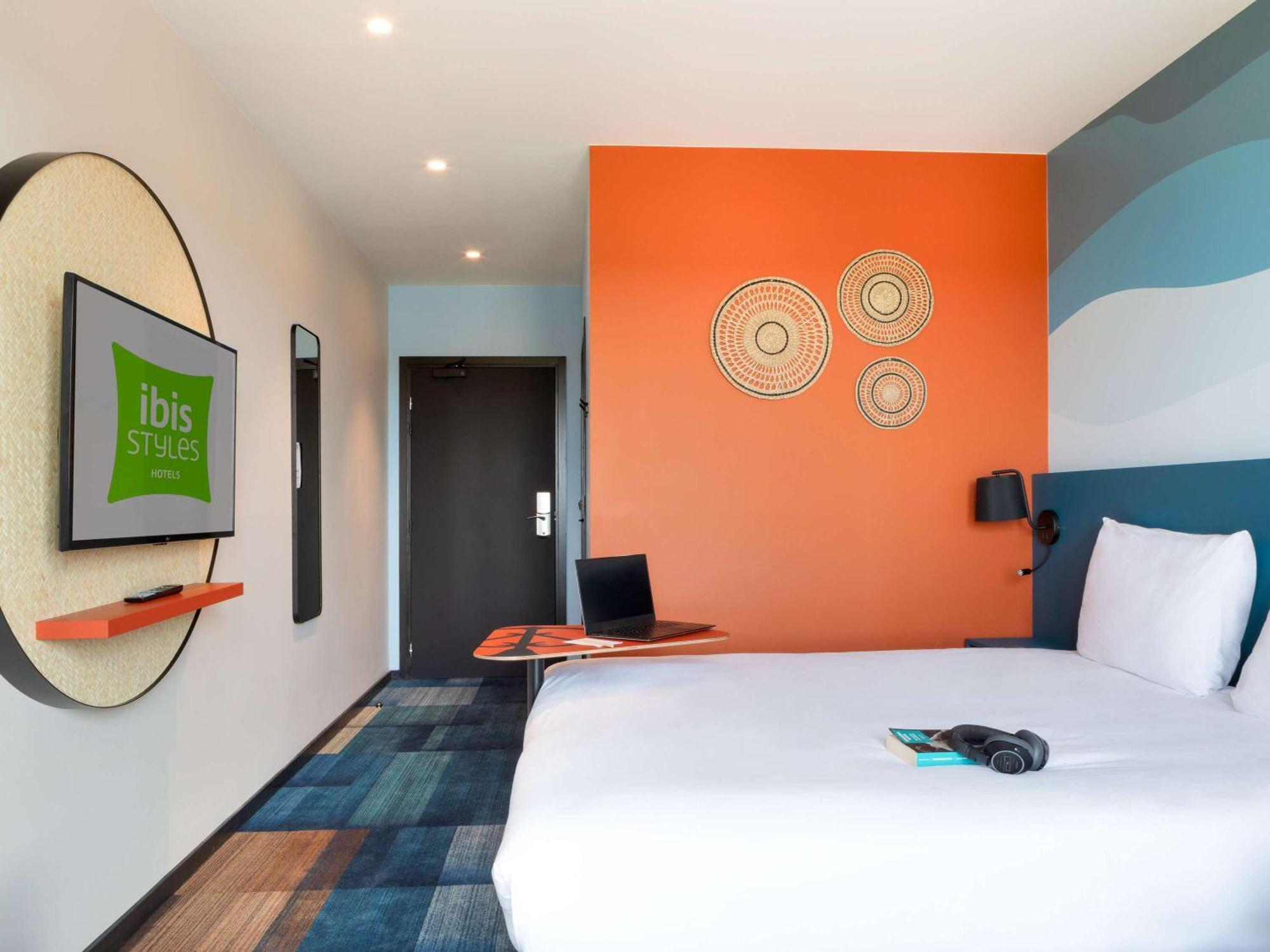 Ibis Styles Miramas Hotel Buitenkant foto