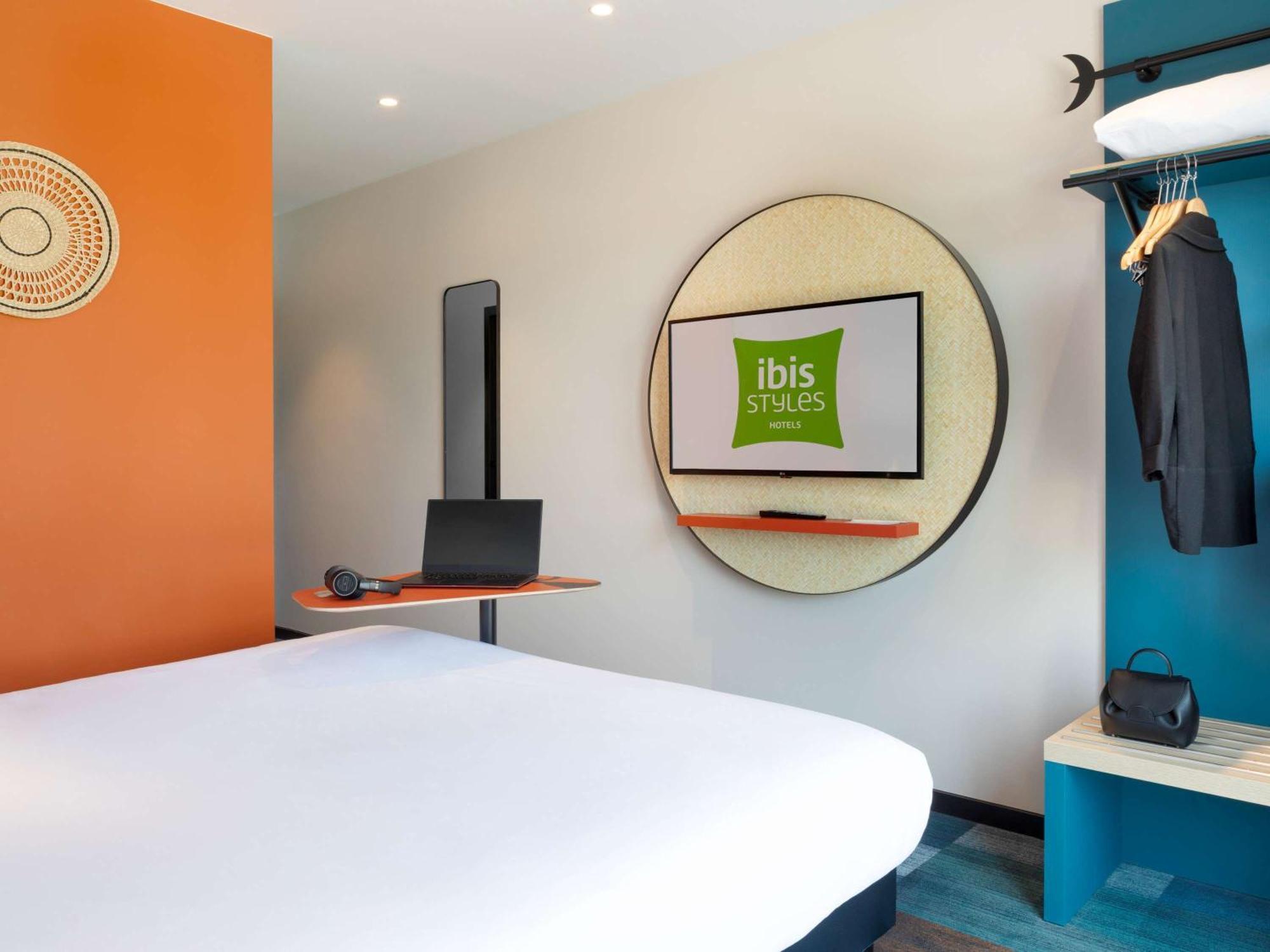 Ibis Styles Miramas Hotel Buitenkant foto
